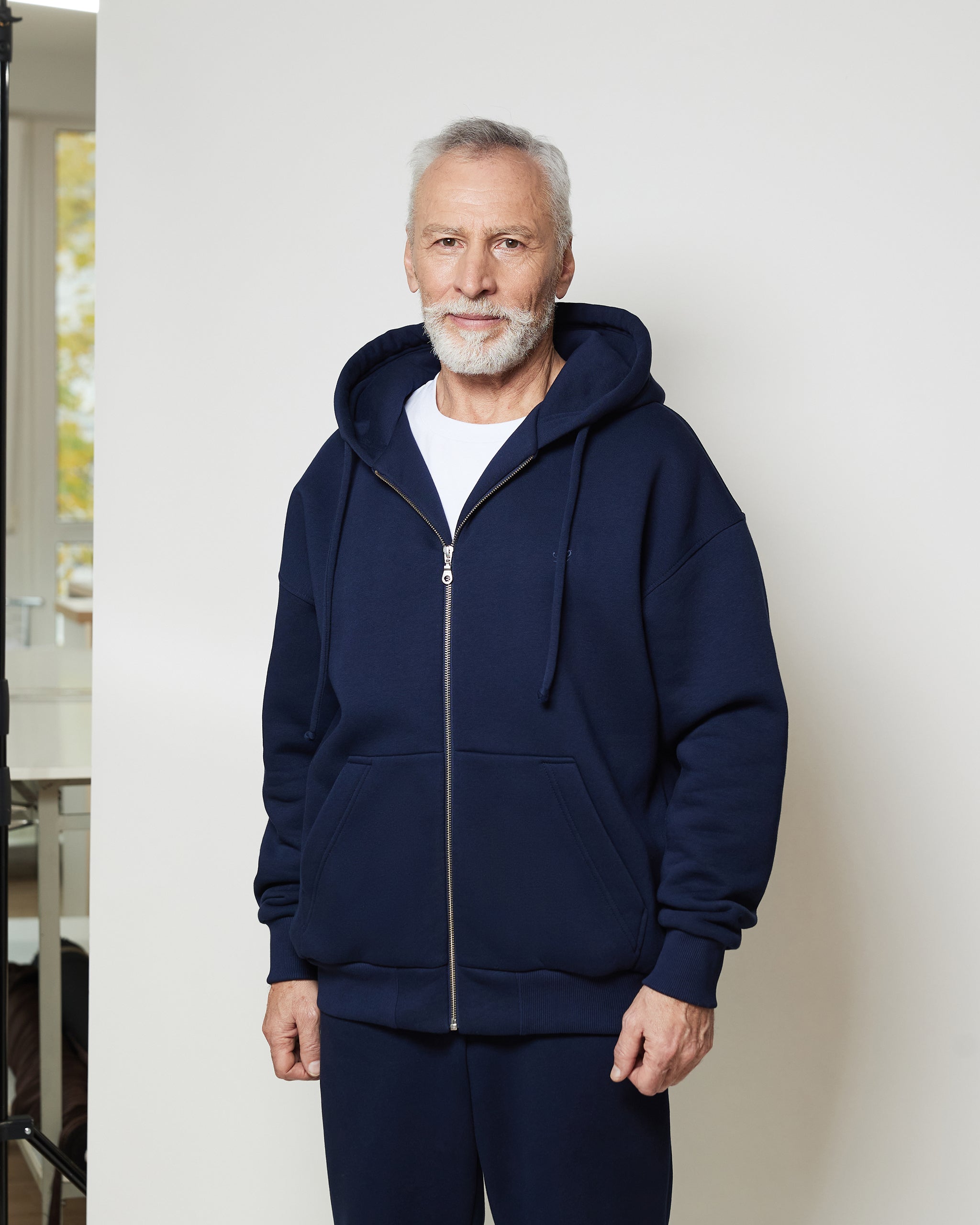 Худі на блискавці з кишенею на гумці