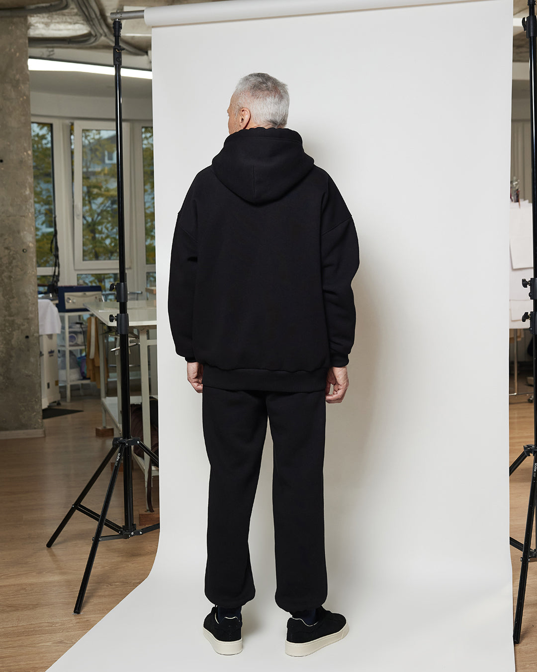 Худі на блискавці з кишенею на гумці