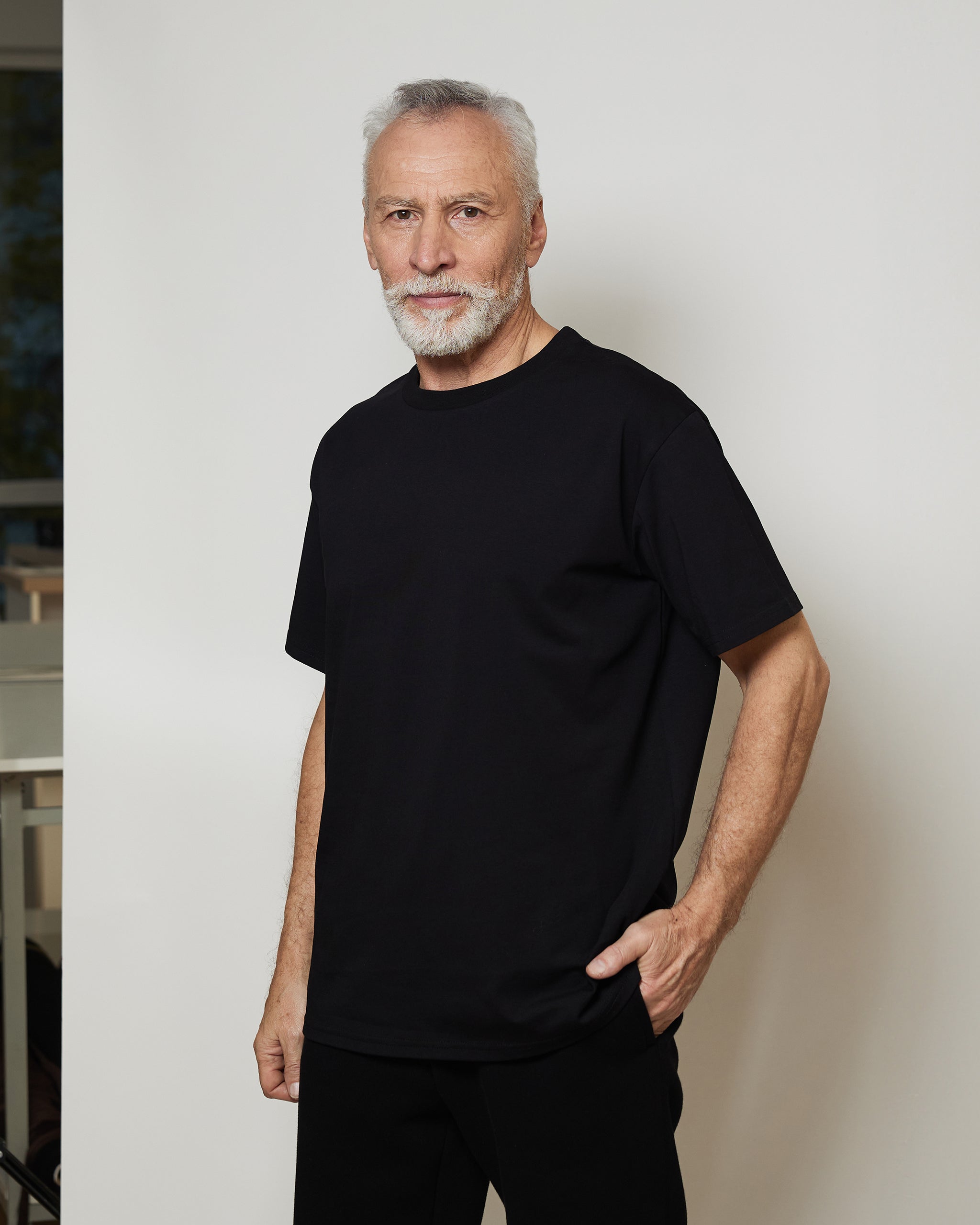 Футболка чоловіча базова